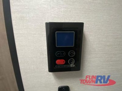 2025 Gulf Stream RV Enlighten - Photo 41