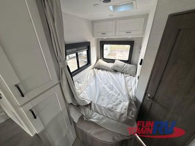 2026 Gulf Stream RV Yellowstone - Photo 32