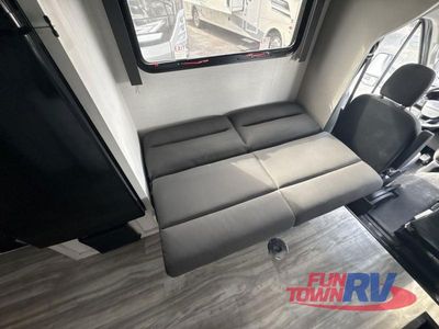 2026 Gulf Stream RV Yellowstone - Photo 23