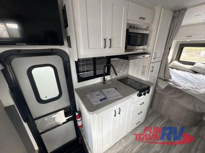 2026 Gulf Stream RV Yellowstone - Photo 15