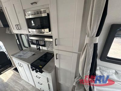 2026 Gulf Stream RV Yellowstone - Photo 36
