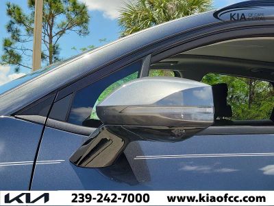 2024 Kia Sportage — photo 8 view