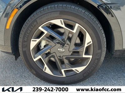 2024 Kia Sportage — photo 7 view