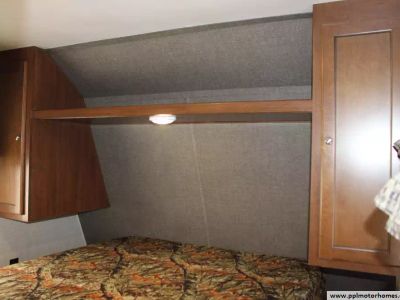 2017 Heartland 265SLE — photo 7 view