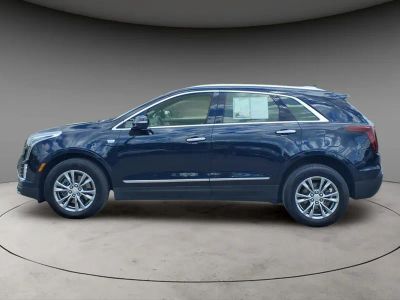 2021 Cadillac XT5 Premium Luxury in Dark Moon Blue Metallic — front three-quarter view