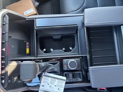 2026 Toyota Tundra 4WD - Photo 14