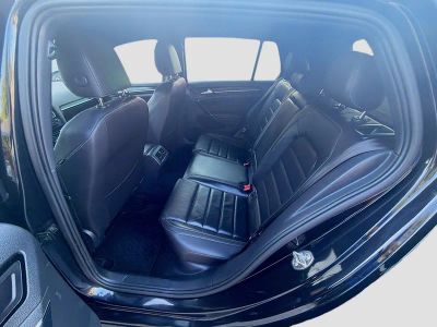 2016 Volkswagen Golf R — photo 23 view