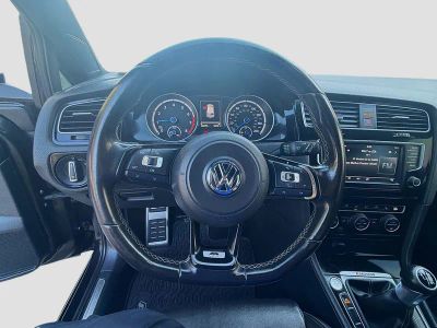 2016 Volkswagen Golf R — photo 10 view