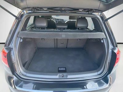 2016 Volkswagen Golf R — photo 26 view