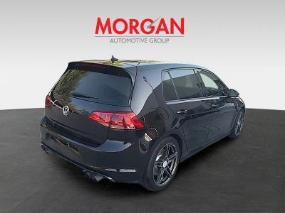 2016 Volkswagen Golf R — photo 7 view