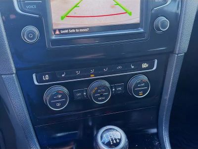 2016 Volkswagen Golf R — photo 14 view