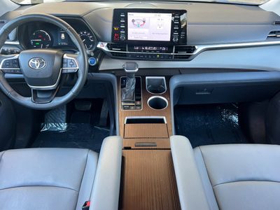 2022 Toyota Sienna - Photo 3