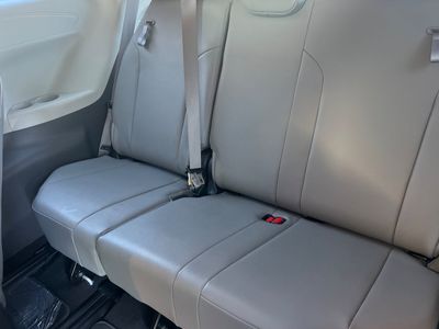 2022 Toyota Sienna - Photo 16