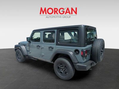 2026 Jeep Wrangler — photo 7 view