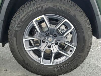2023 Rivian R1T — photo 7 view