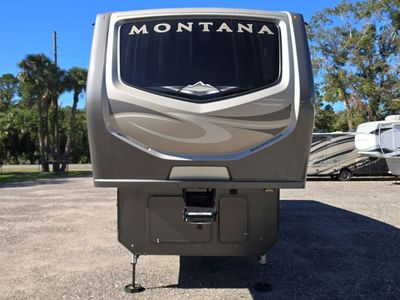 2019 Keystone Montana - Photo 3