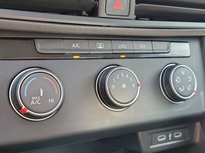 2024 Volkswagen Jetta — photo 25 view