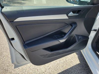 2024 Volkswagen Jetta — photo 15 view