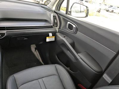 2026 Kia Sorento — photo 22 view