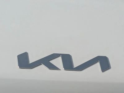 2026 Kia Sorento — photo 13 view