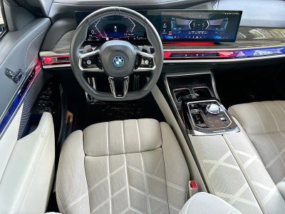 2024 BMW 7 Series — photo 24 view