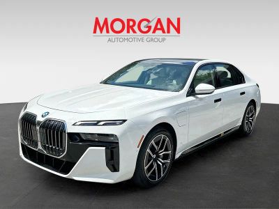 2024 BMW 7 Series — rear three-quarter view