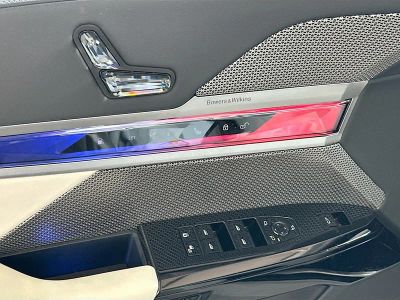 2024 BMW 7 Series — photo 18 view