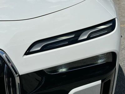 2024 BMW 7 Series — photo 32 view