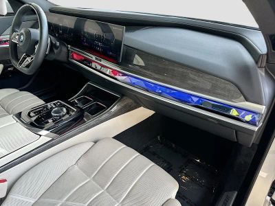 2024 BMW 7 Series — photo 31 view