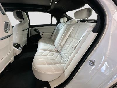 2024 BMW 7 Series — photo 26 view