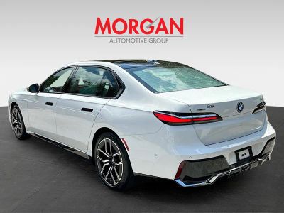 2024 BMW 7 Series — detail view