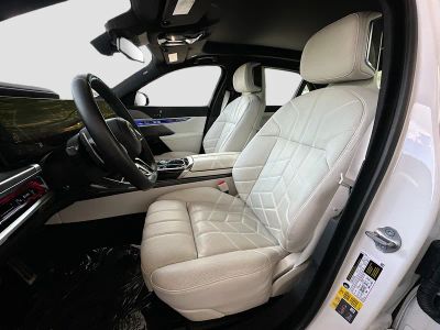 2024 BMW 7 Series — photo 22 view