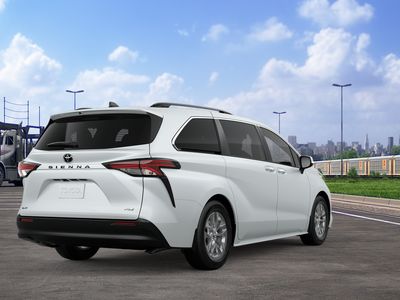 2026 Toyota Sienna — photo 11 view