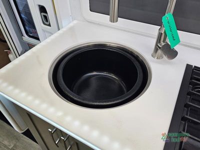 2025 Dynamax isata 3 - Photo 22