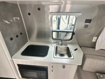 2024 Airstream Bambi - Photo 10