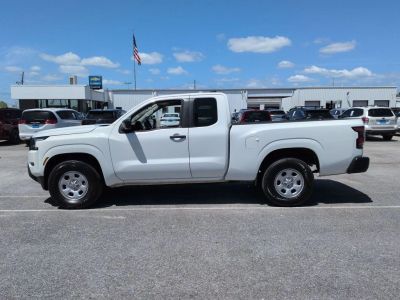 2022 Nissan Frontier - Photo 2