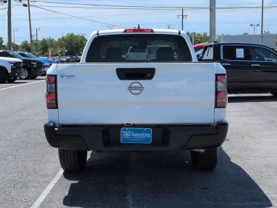 2022 Nissan Frontier - Photo 4