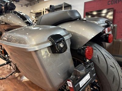 2025 Indian Motorcycle Sport Chief RT Heavy Metal - Photo 8
