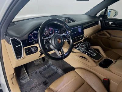 2020 Porsche Cayenne — photo 10 view