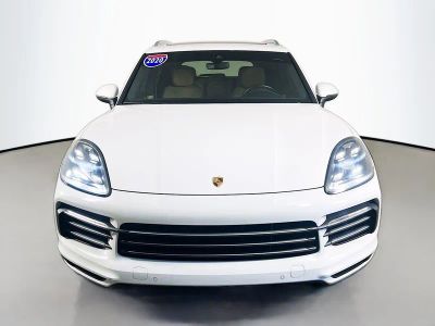 2020 Porsche Cayenne — side profile view