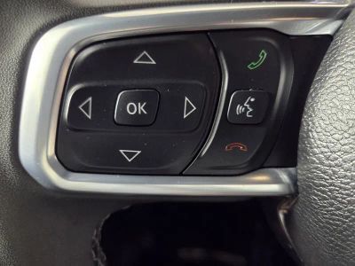2025 Jeep Wrangler — photo 19 view