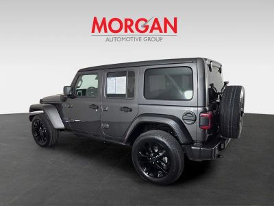 2025 Jeep Wrangler — photo 8 view