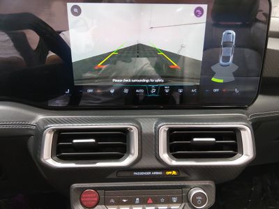 2024 Ford Mustang - Photo 16