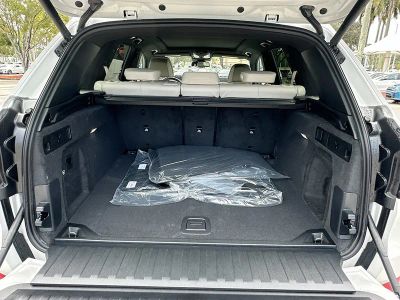 2026 BMW X5 — photo 21 view