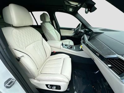 2026 BMW X5 — photo 23 view