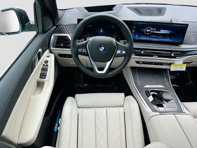 2026 BMW X5 — photo 17 view