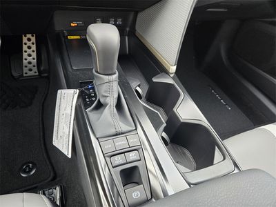 2026 Toyota Camry - Photo 14