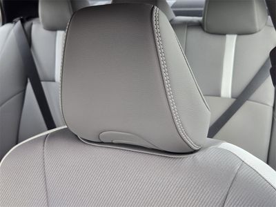 2026 Toyota Camry - Photo 17