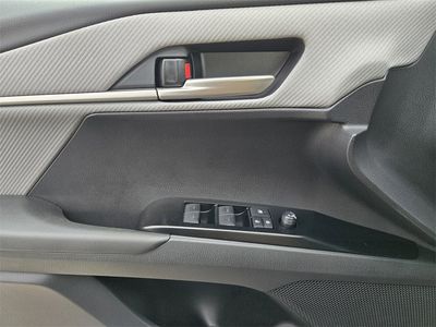 2026 Toyota Camry - Photo 15