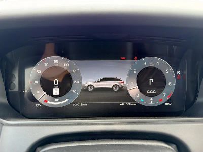 2026 Land Rover Range Rover Velar — photo 40 view